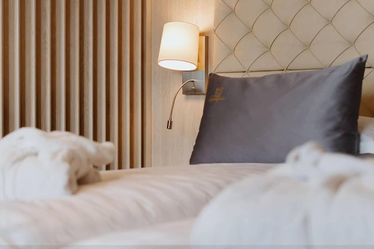 Hotel Rosengarten مادونا دي كامبيليو المظهر الخارجي الصورة