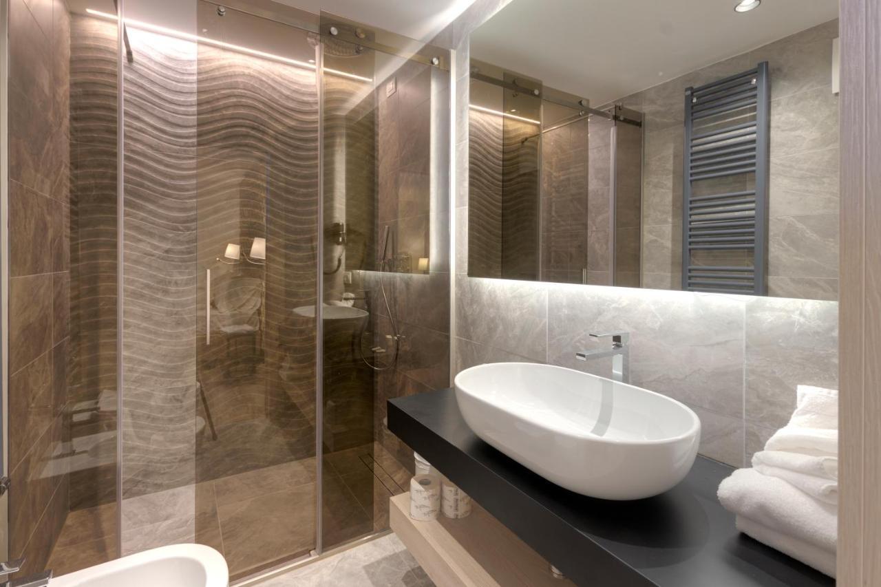 Hotel Rosengarten مادونا دي كامبيليو المظهر الخارجي الصورة