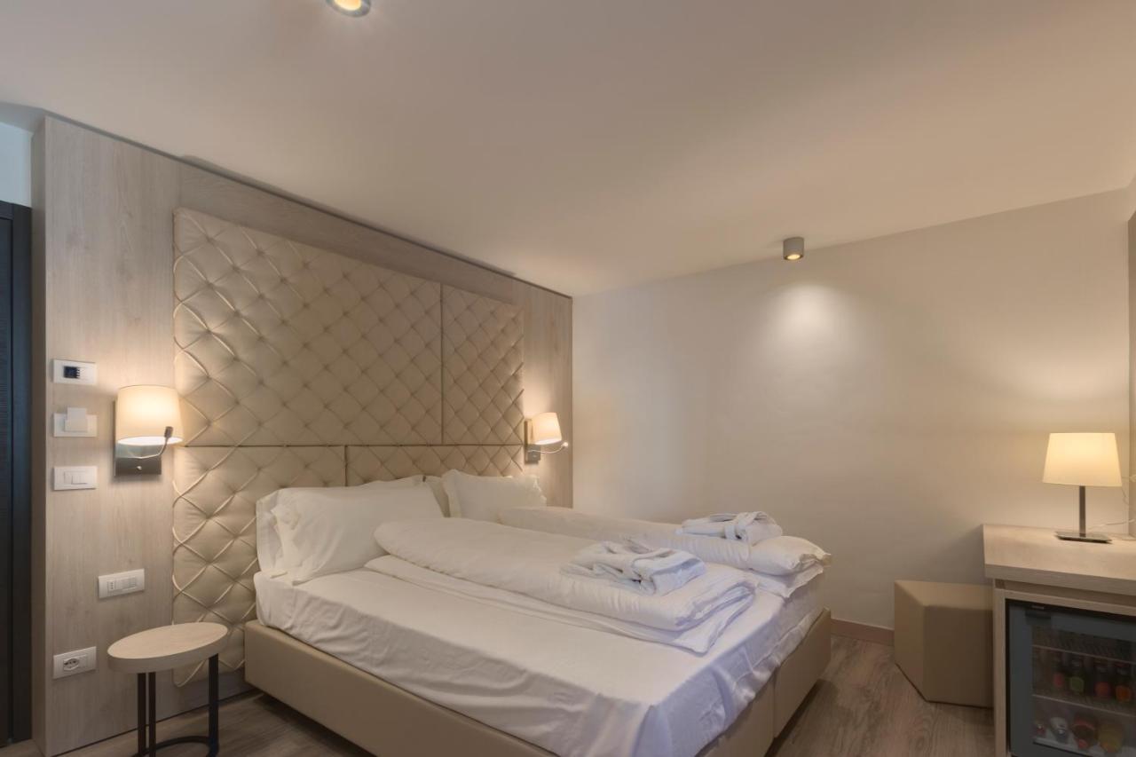 Hotel Rosengarten مادونا دي كامبيليو المظهر الخارجي الصورة