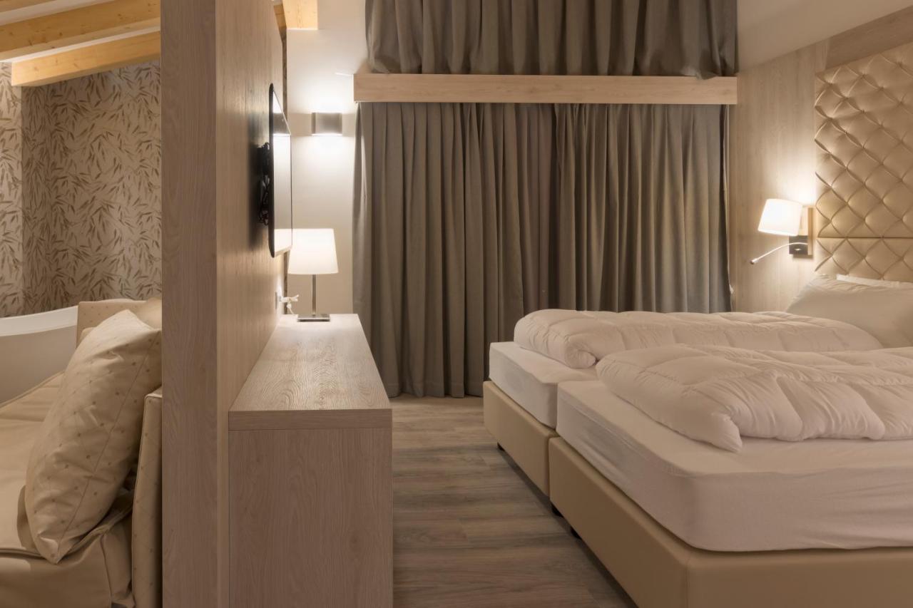 Hotel Rosengarten مادونا دي كامبيليو المظهر الخارجي الصورة